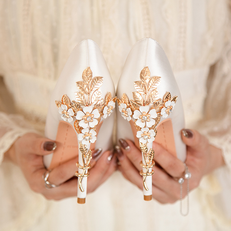 Luxury Metal Flowers Heel Crys - огляд і ціна Women Shoes Ysl