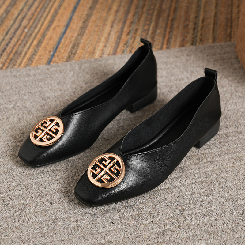 Women's square toe low heels s - огляд і ціна Women Shoes Zara