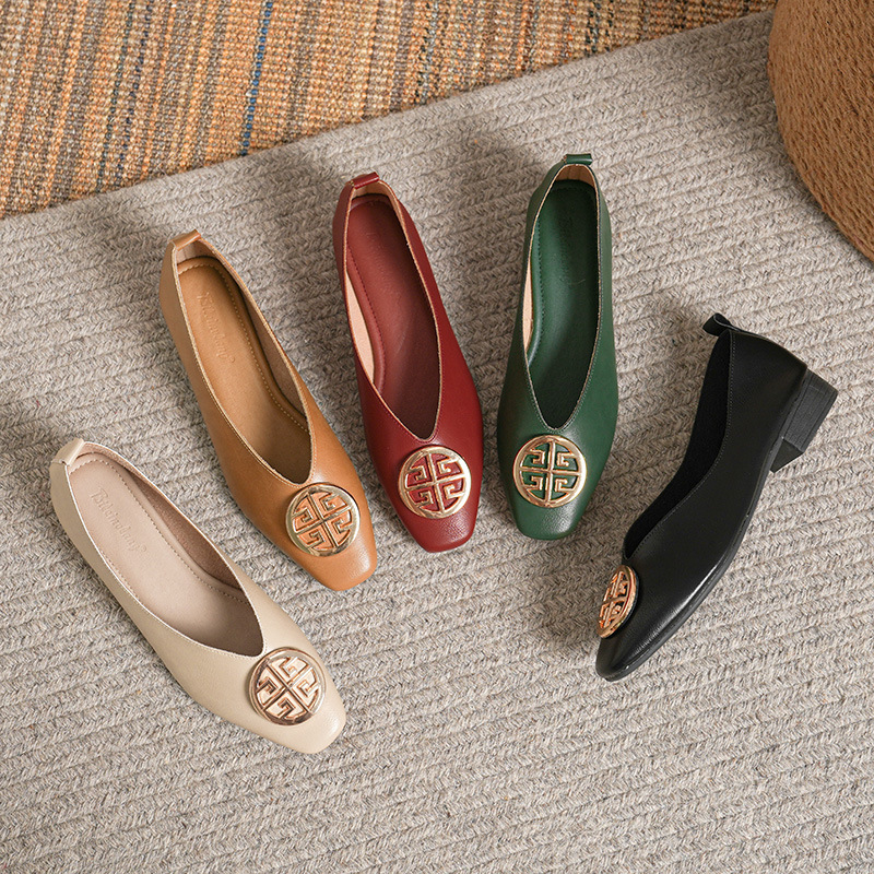 Women's square toe low heels s - огляд і ціна Women Shoes Zara